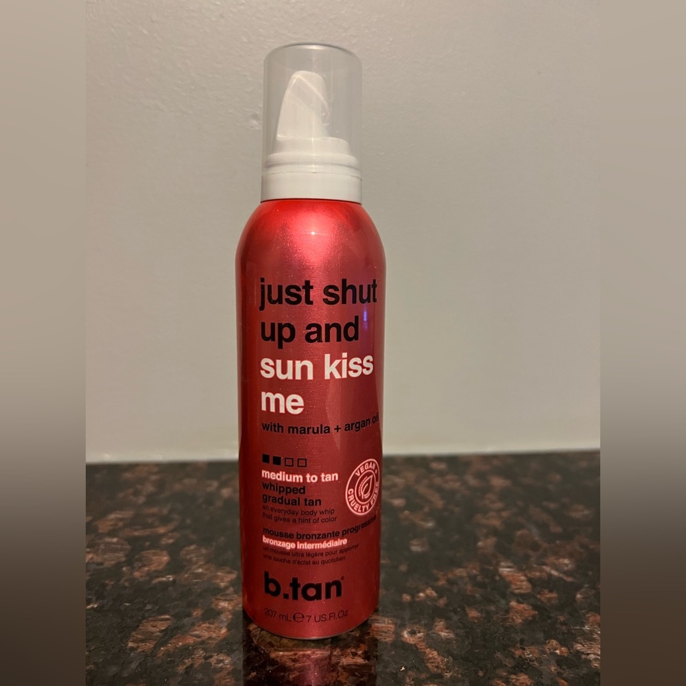 B tan shut up and kiss me self tan foam new